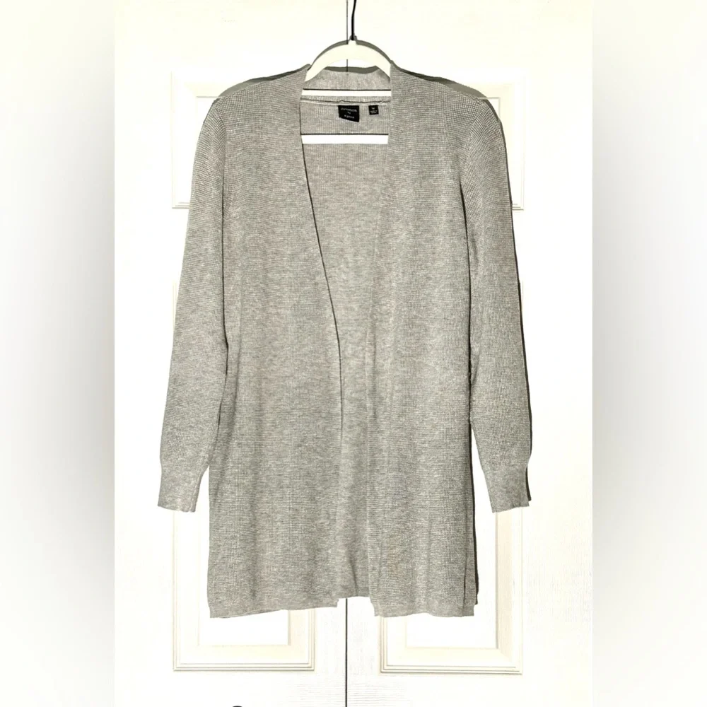 Devotion By Cyrus Light Gray Waffle Knit Women's Cardigan